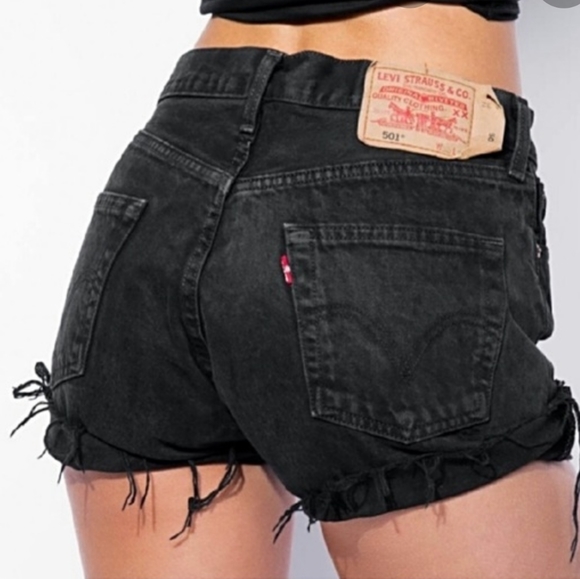 Levis  501 high rise distressed black jean shorts - Picture 6 of 7
